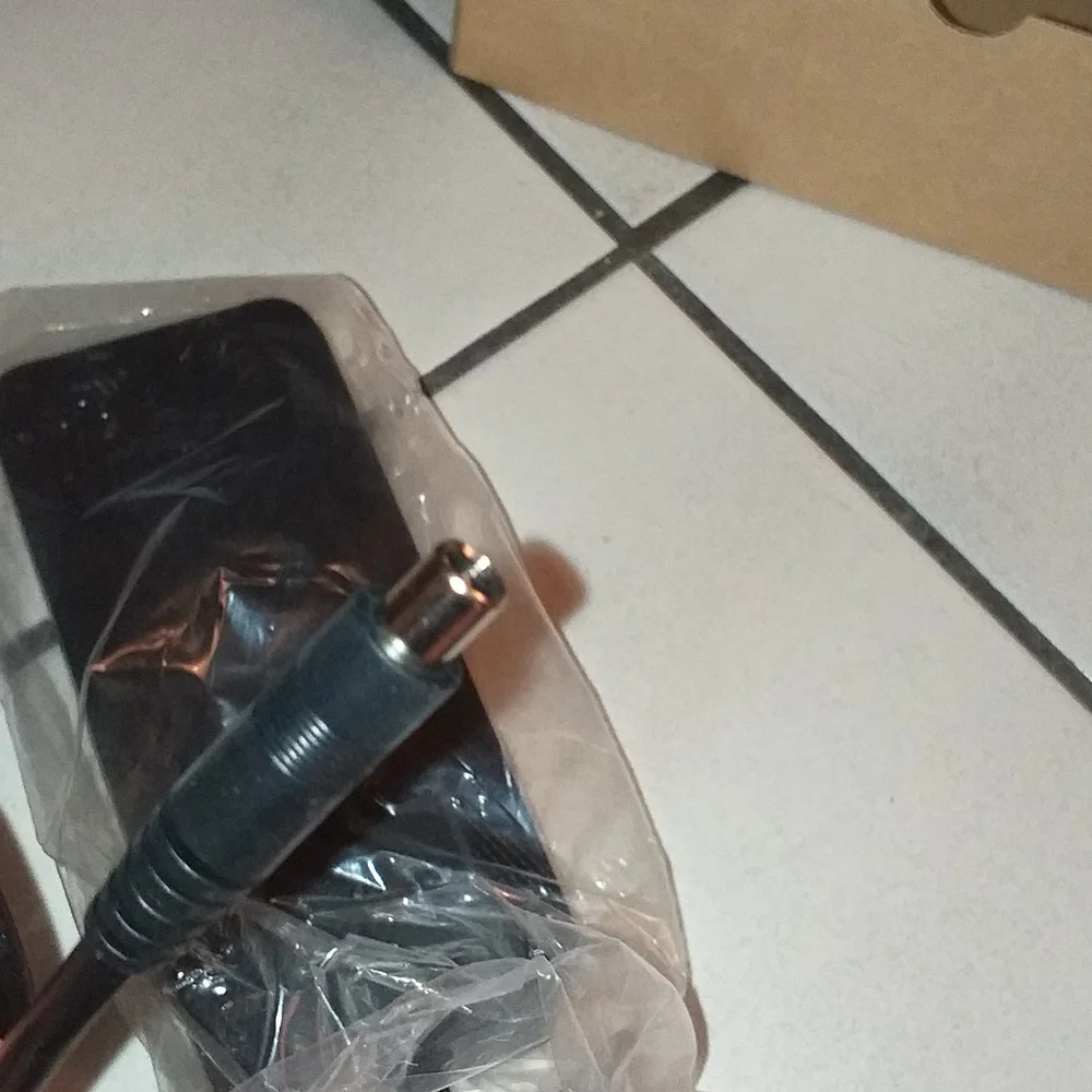 Universal MDA charger